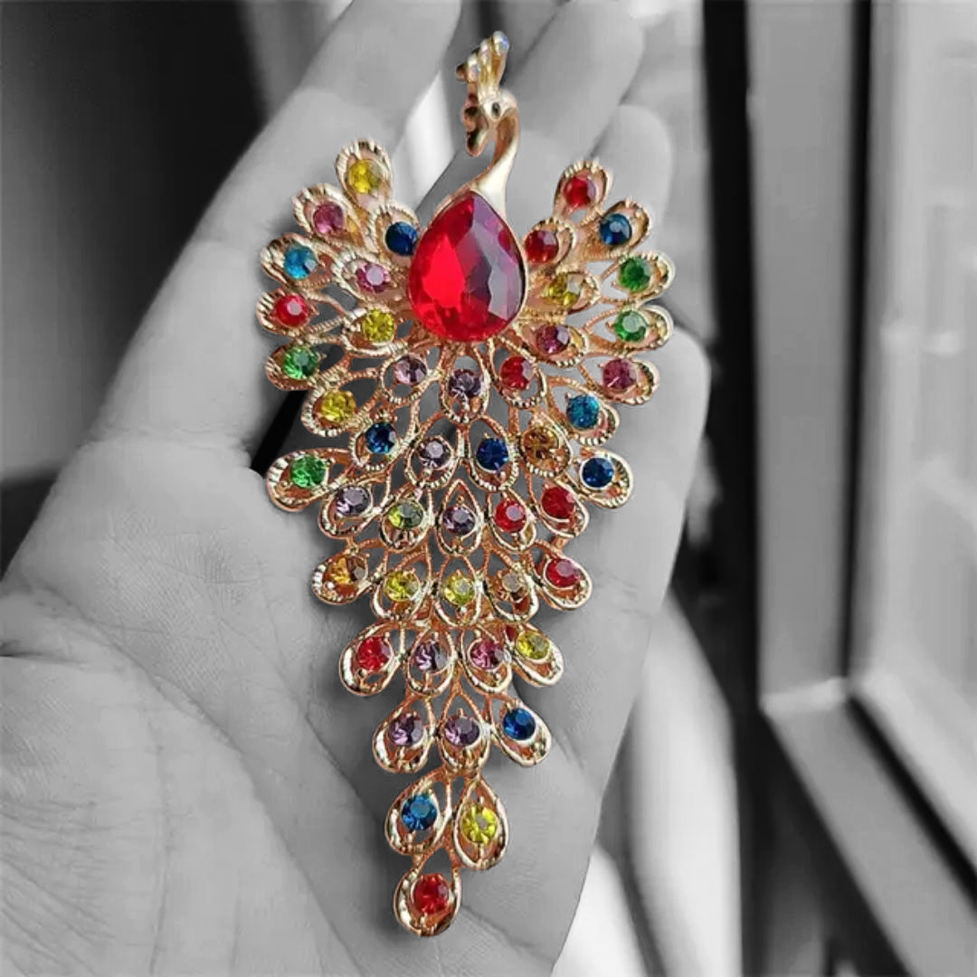 Stylish peacock luxury brooches